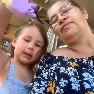 Meet your Posher, Lupe